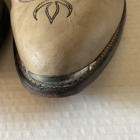 Tan Western vintage Cowboy Boots - Picture 6 of 7